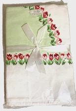 NEW LuRay Tablecloth 54 x 54 ~ Green Tulip Parade New All Cotton