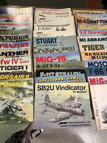 Squadron Signal Publications Military Aircraft Airplane Combat Troops Lot #4 - Picture 15 of 20