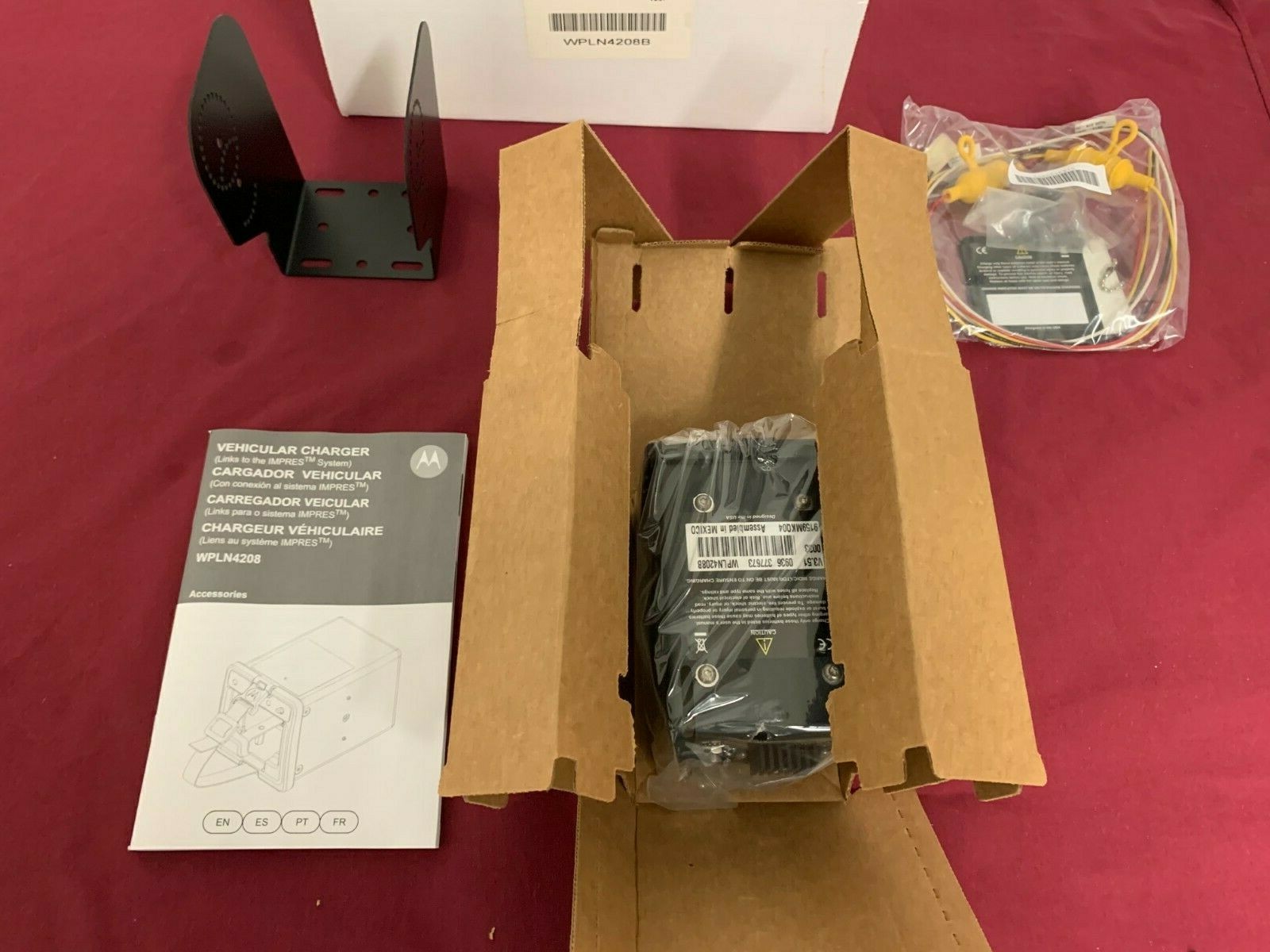 NEW MOTOROLA WPLN4208 / 4207 IMPRES CAR VEHICLE CHARGER XTS5000 XTS2500