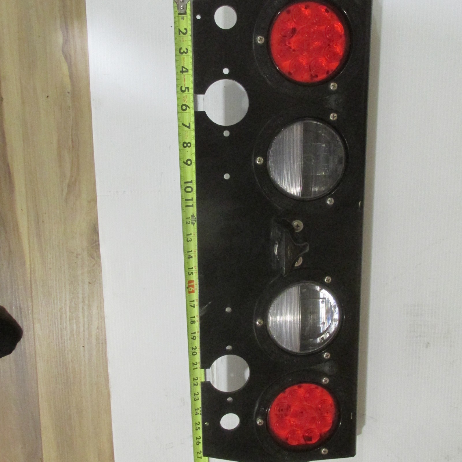 PACCAR GROTE TRUCK LED TAILLIGHT BAR PANEL W/ HARNESS & BACK-UP ALARM PETERBILT