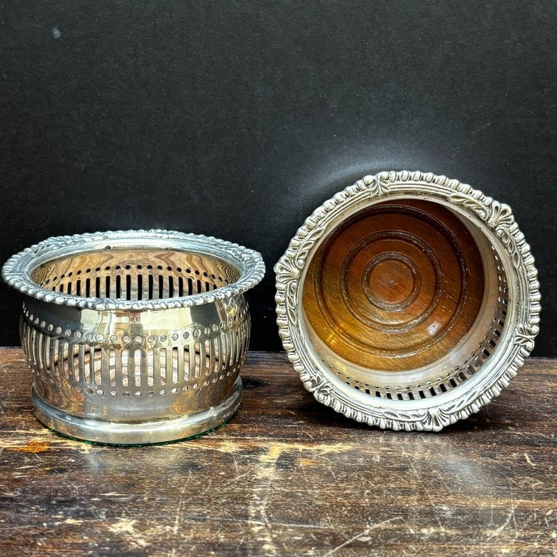 2 ORTEGA Mexico 925 Sterling Silver Pierced Coaster sWood Condiment 222gr 3.5"