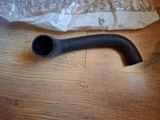 Durite supérieur de radiateur Peugeot J7 J9 Diesel - réf 134338