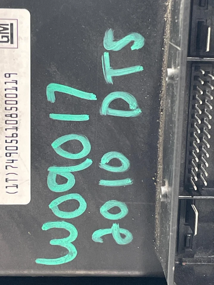 2010 Cadillac DTS ABS Anti Lock Brake Pump Assembly 74k Miles OEM 25899056 - Image 3 of 4