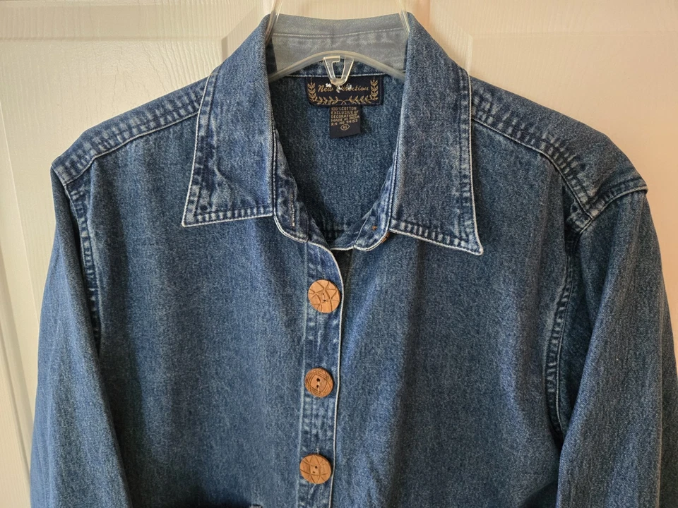 Abrigo de Colección New Directions XL Azul Denim Tareas Bolsillos Cuadrados Botones de Coco Foto 4 de 4