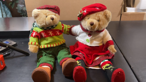 Avon Christmas Charming Carolers Bears Animated Singing Winter Wonderland Read - Video 1 of 1