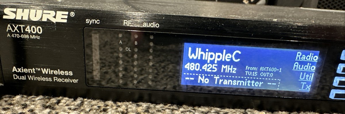 Shure AXT400 Axient Wireless Dual Receiver (470-698 MHz Shure AXT400 Axient Wireless Dual Receiver (470-698 MHz