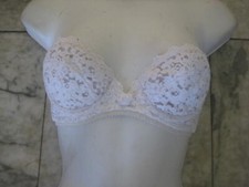 Pre-owned White strapless bra size 32B Frederick's Hollywood RARE Free S H