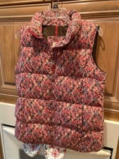 Lands End Kids Large 16 Down Vest Girls Pink Flowers sleeveless W pockets NWOT