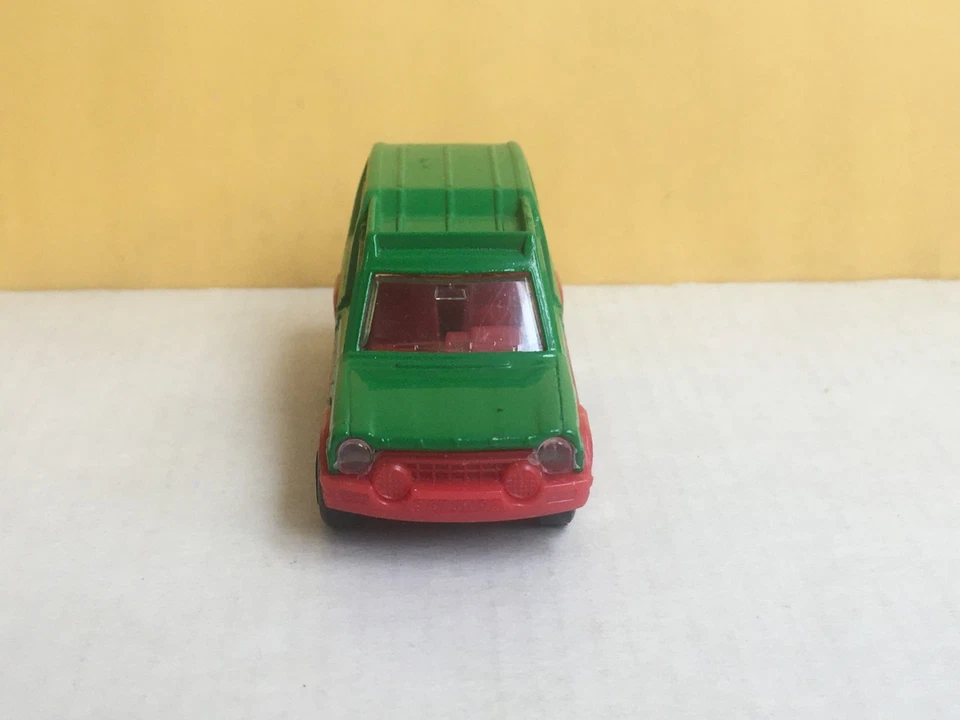 Matchbox Matra Rancho 1:60 green/red interior '82 Bulgarian base - Image 2 of 4