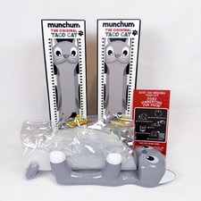 TWO PACK Munchum The Orginal Taco Cat Taco Holder “Shadow” - NEW