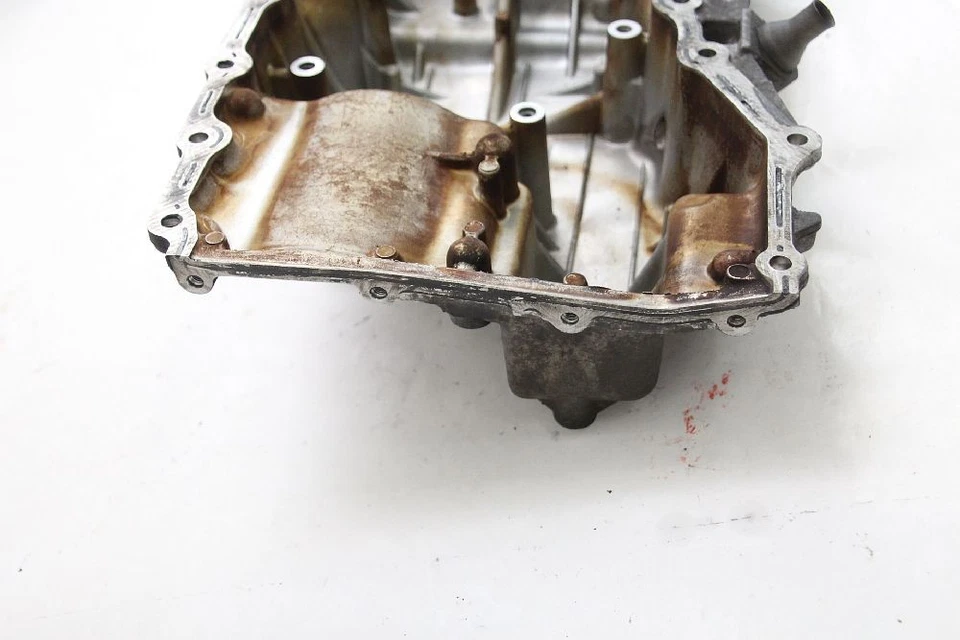 Cubo de aceite Volvo V50 31460550 1.8 92 KW 125 CV B4184S11 gasolina 02-2006 Foto 3 de 4