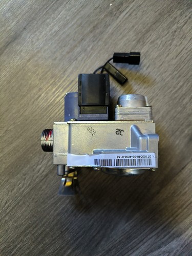 Buderus Sieger Gasarmatur/Gaskombiventil, GB112-11/43 kW 7100767 - Bild 2 von 2