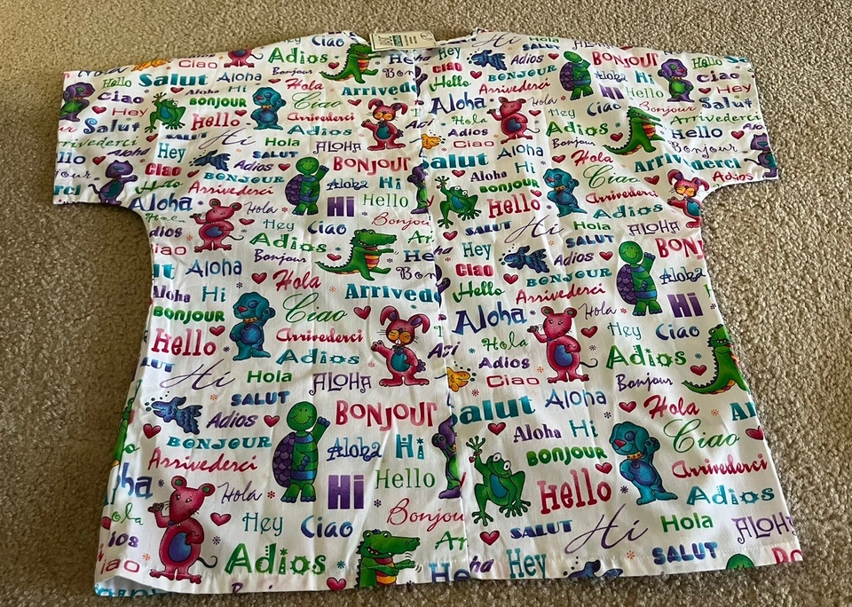 New Adorable Cartoon Animal HELLO Simply Basic Scrub Top Polyester/Cotton Sz Sm - Image 2 of 4