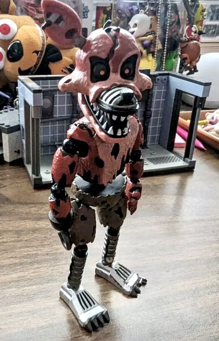 Funko Five Nights at Freddys Nightmare Foxy Figure 5” Articulated