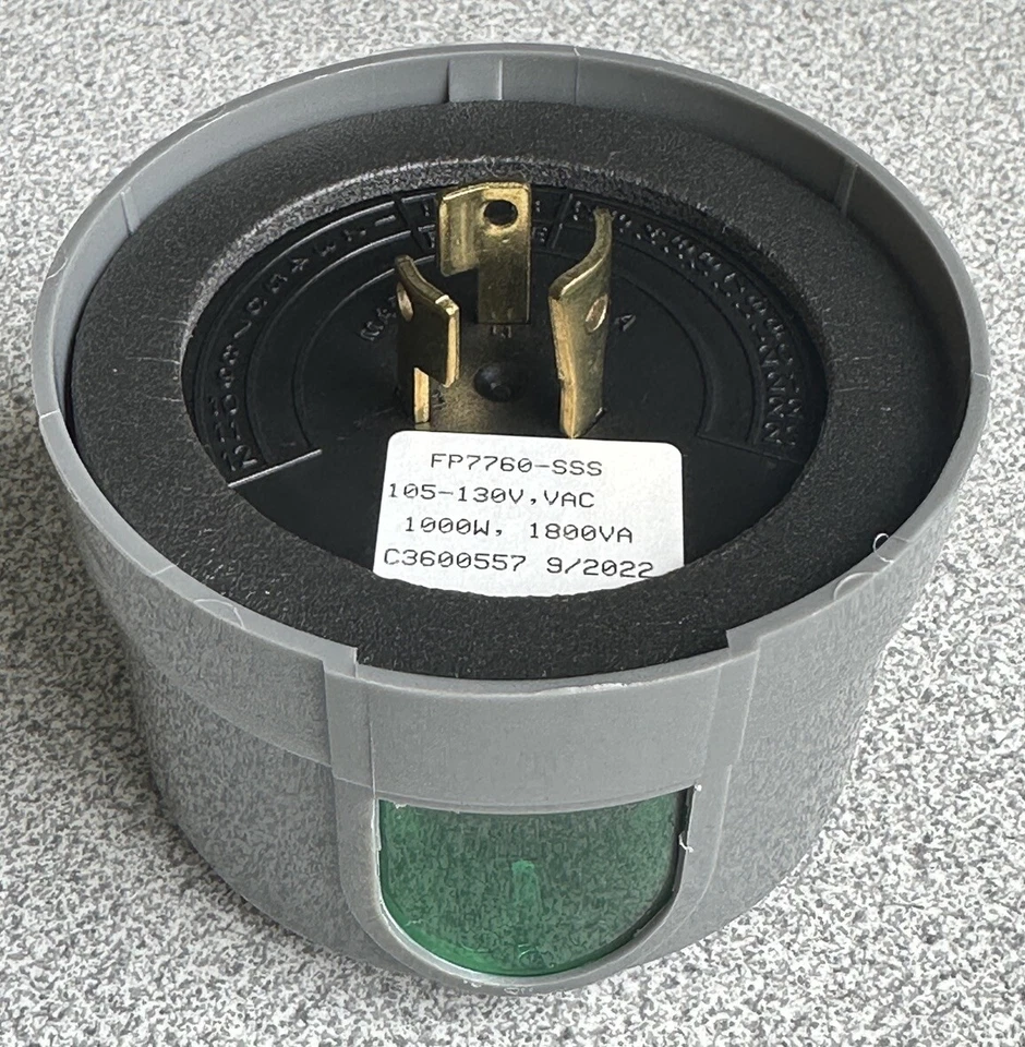 FISHER PIERCE OLC SUN-TECH NEW Fisher Pierce 7760-SSS Photoelectric Outdoor Lighting Control 105-130 VAC