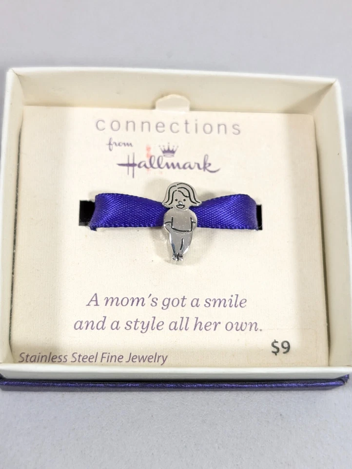 Hallmark Connections Mom's Smile 不锈钢滑梯吊饰 — 第 4/4 张图片