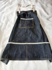 Denim apron with 2 Pockets And Adjustable Neck Strap, Unisex.