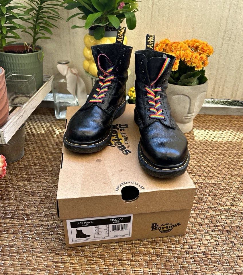 Dr. Martens 1460 Pascal, Foto 1 von 4
