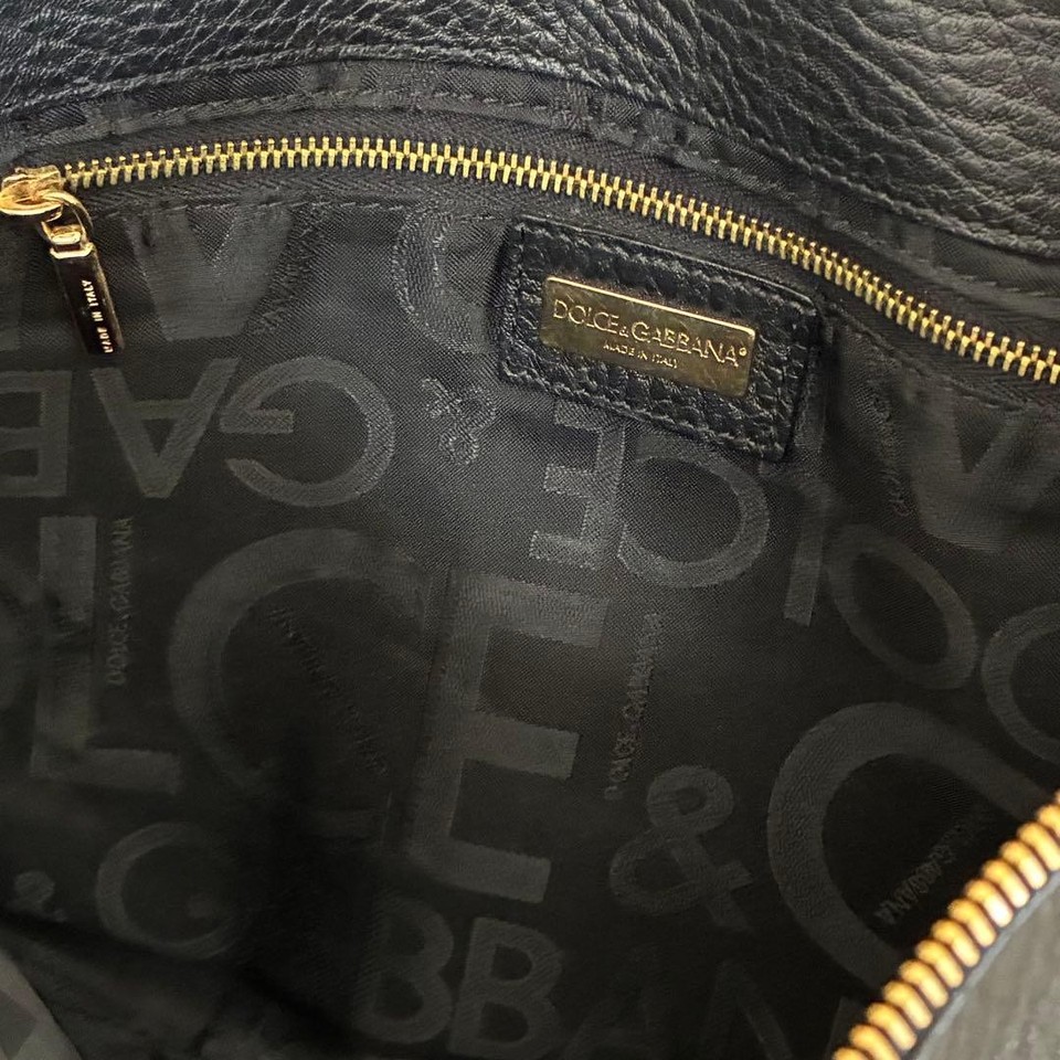Dolce & Gabbana Women Black Leather One-Shoulder Hand Bag DG Logo Charm ...