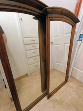 2 Ethan Allen, Classic Manor Collection, Arched Dresser/Wall Mirrors
