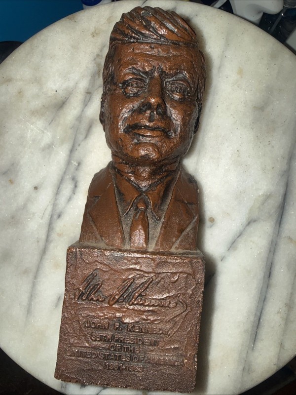 PRESIDENT KENNEDY BUST ORIGINAL EDITION GENESIS PRODUCTIONS PRESIDENTIAL SERIES