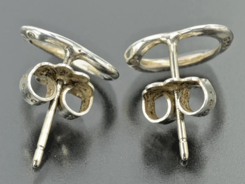 Tiffany & Co Open Heart Ohrstecker Silber 925 durchbohrt mit Etui echt