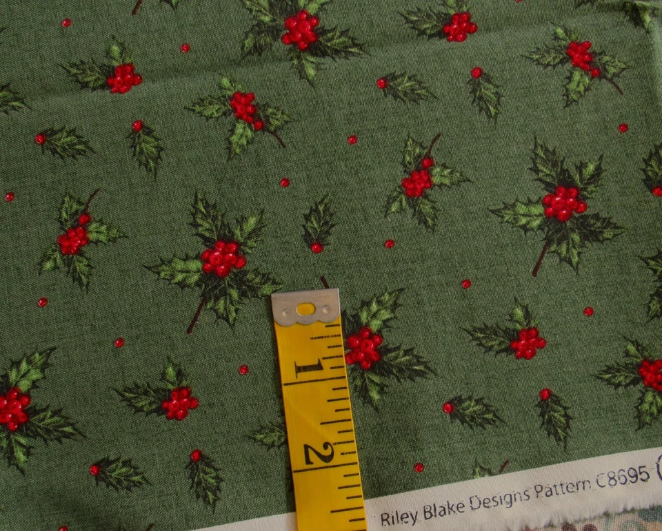 1 yd CHRISTMAS MEMORIES Riley Blake RBDD C8695 HOLLY Green Cotton Quilt Fabric - Image 2 of 2