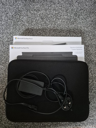 Microsoft Surface Pro 9 5G SQ3 8GB RAM 128GB SSD Platinum Boxed Barely USED - Picture 7 of 9