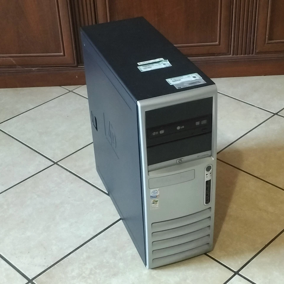 Pc Desktop WIndows XP Pentium 4 HT 3,2GHz RAM1GB HDD80GB HP Compaq DC7100 CMT - Immagine 2 di 4
