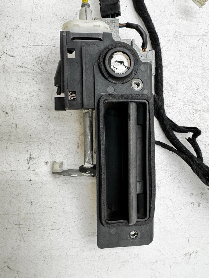 2001-2004 MERCEDES SLK230 R170 REAR TRUNK LID HANDLE ASSY OEM KM603270 Foto 4 de 4