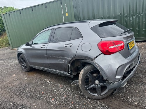 MERCEDES BENZ GLA 200 D AMG LINE PREMIUM + 2015 - 65 PLATE - Picture 6 of 12