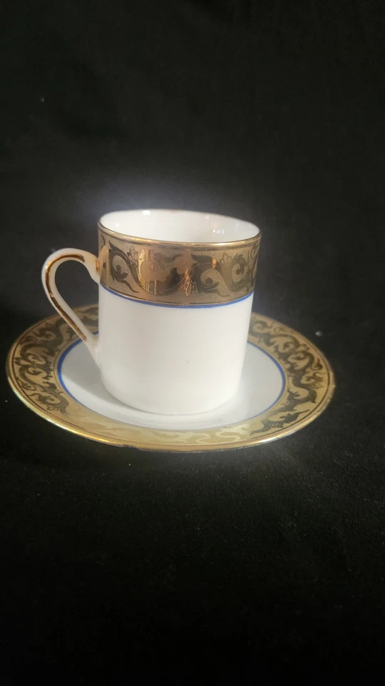 Candelabro Taza y Platillo Dorado y Blanco sin vela incluida Foto 2 de 4