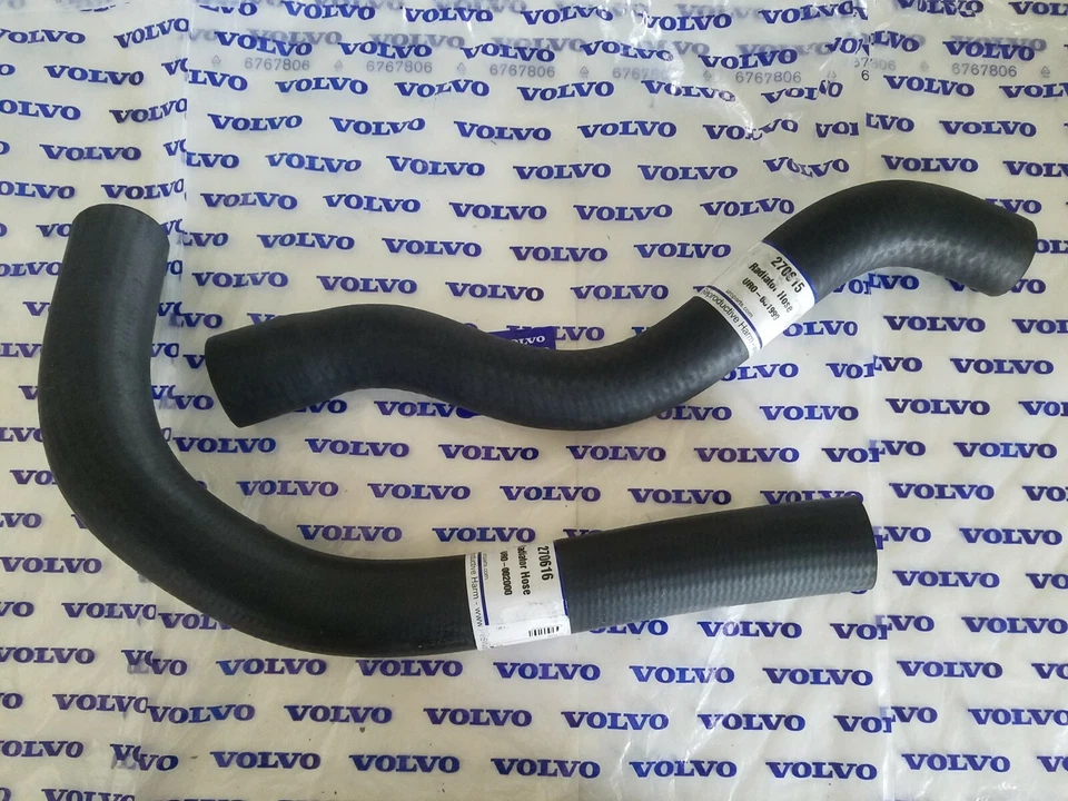 Volvo 240 - 242 - 244 - 245 - DL - GL GLT 1976-1993 Upper & Lower Radiator Hose — 第 3/4 张图片