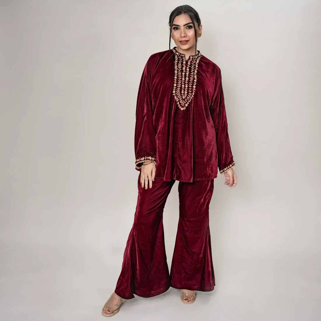 Mujer Terciopelo Kurta Set & Pantalones de Campana Clásico Diseño para Especial