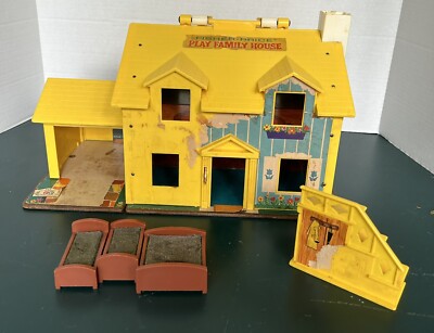 Fisher Price Yellow Play Family House Complete #952 w Some