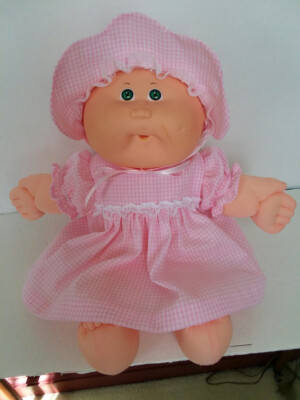 7 PIECE CABBAGE PATCH DOLL SEWING PATTERN FOR 12 IN BEAN BOTTOM BABY-#998