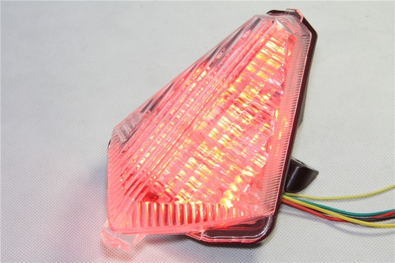 Magic Scoop LED Tail Light With Brake & Turn Signals – Clear Lens – Fits Yamaha YZF-R1 2007-2008