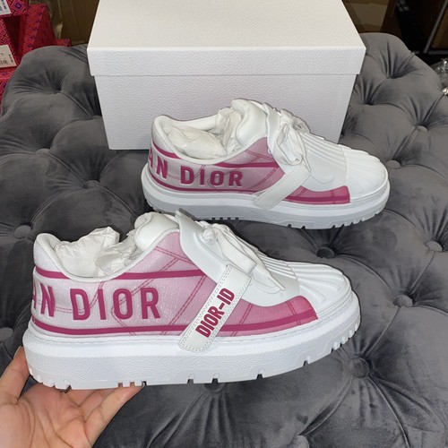 dior reflective sneakers