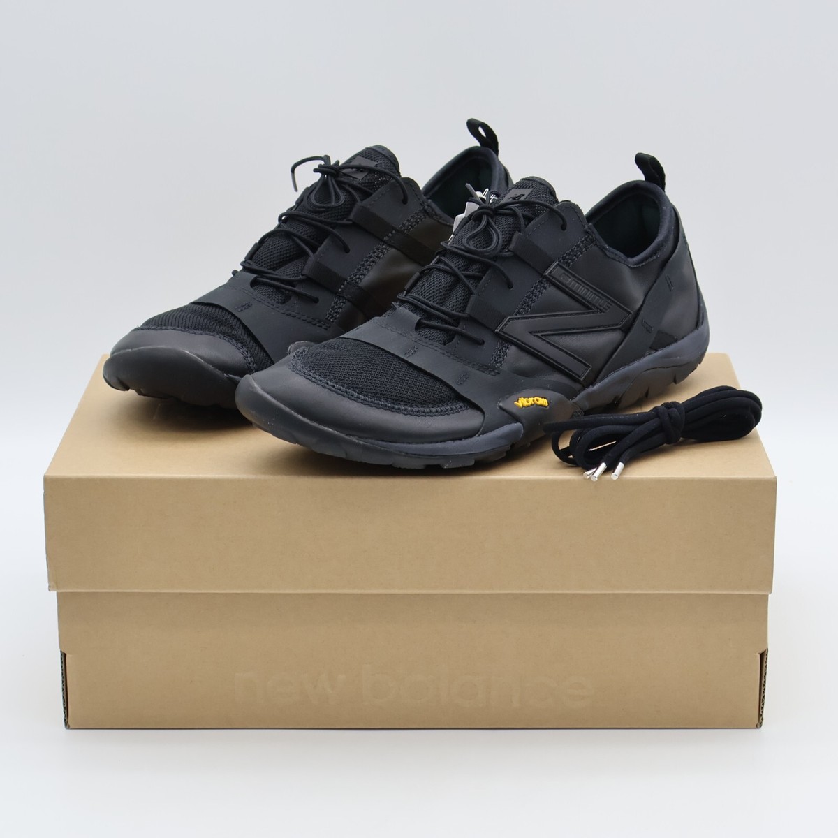 MT10OIS ISSEY MIYAKE New Balance MT10O Black (Men's) | eBay MT10OIS ISSEY MIYAKE New Balance MT10O Black (Men's) | eBay
