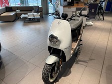 NITO NES10 Elektro Roller mit Stra&szlig;enzulassung