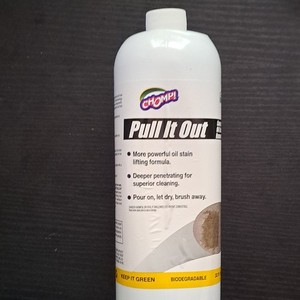 Chomp! Pull It Out Oil Stain Remover Biodegradable Concrete Cleaner 32 fl oz