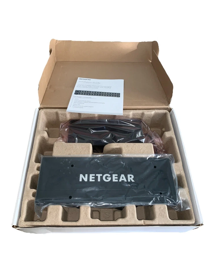 NETGEAR 16Port Gigabit Ethernet Unmanaged PoE+ Switch GS316PP /w 16x PoE+ @ 183W - Image 2 of 4