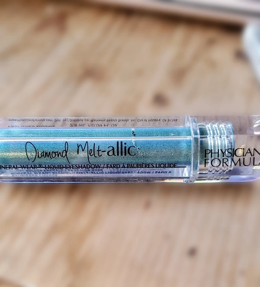 Physicians Formula Diamond Melt-Allic Liquid Eyeshadow Golden Emerald - Image 2 of 3