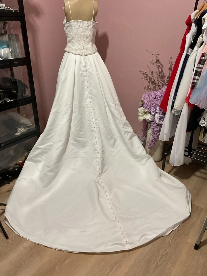 Jasmine Haute Couture Womens White Wedding Dress Sequin Chest Flat Neck Size 12 - Image 4 of 4