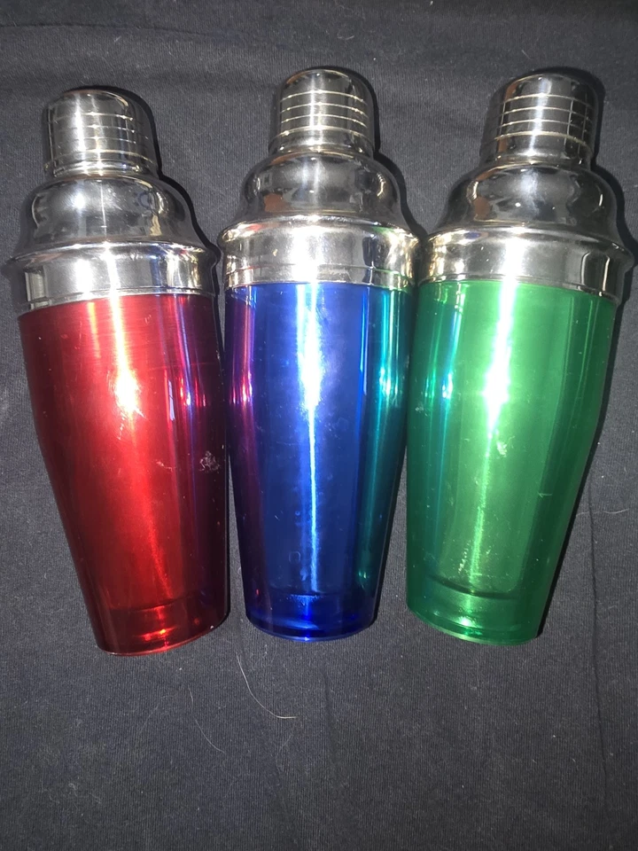 Juego de 3 cocteleras pequeñas rojas, verdes y azules ver fotos Foto 2 de 4