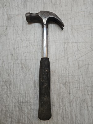 Vintage STANLEY 16ozHead Claw Hammer 13''Rubber Grip Compliments Of Cecoroll 