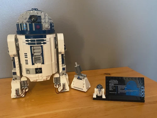 LEGO Star Wars R2-D2 Buildable Figure 75379 No Darth Malek Figure No Accessories