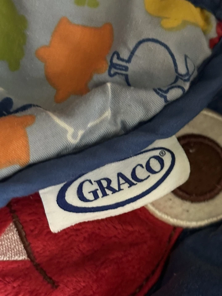 Manta edredón GRACO Baby Monsters colores primarios brillantes difícil de encontrar Foto 3 de 4