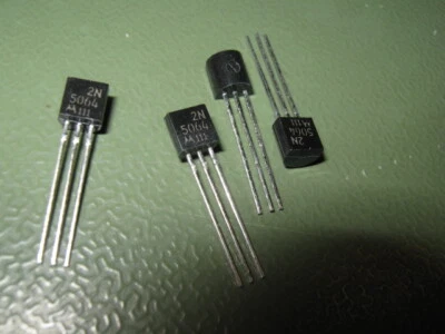 4x 2N5064 - Thyristor/SCR 200V - 0.8A IT(rms) - 200µA Igt - TO-92 - Motorola