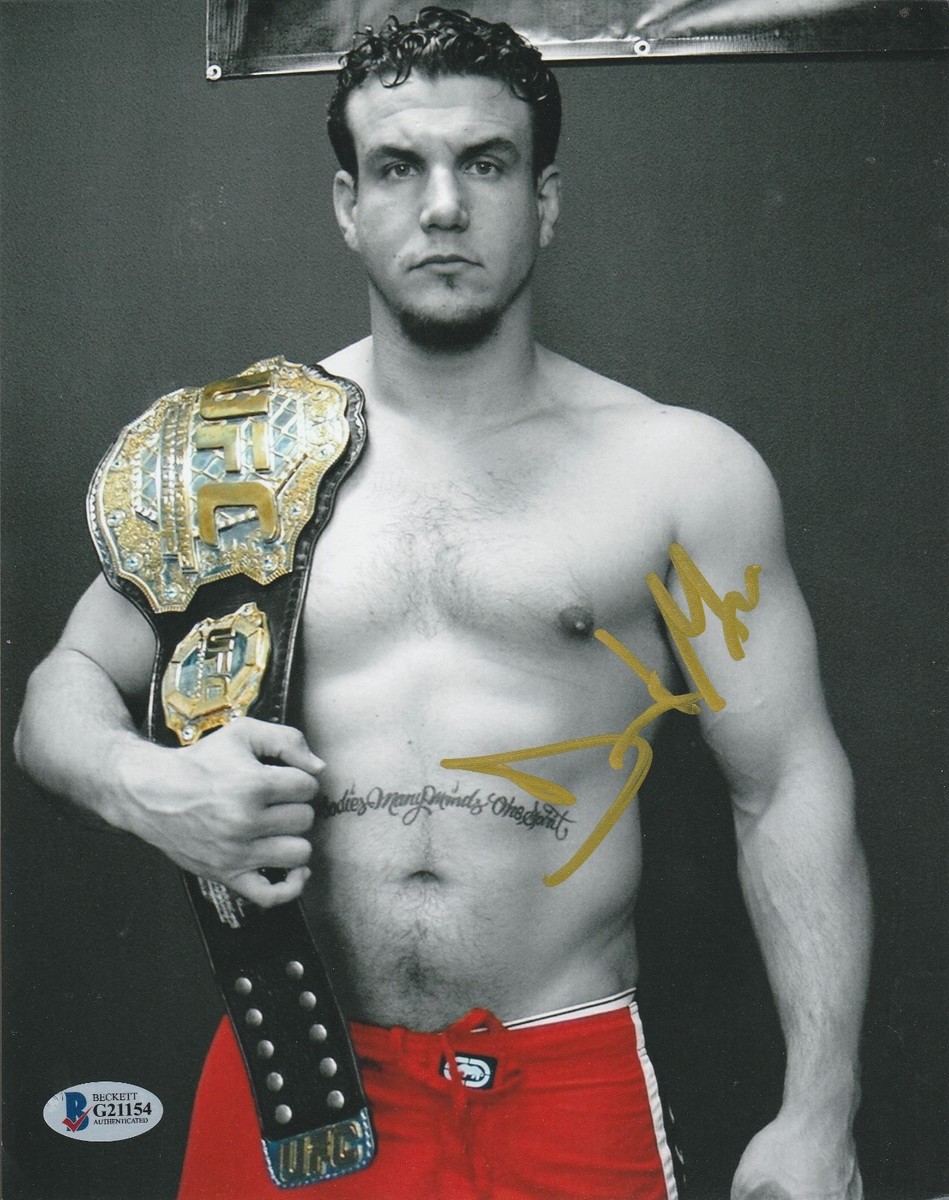 FRANK MIR SIGNED AUTO'D 8X10 PHOTO BAS BECKETT COA UFC 140 48